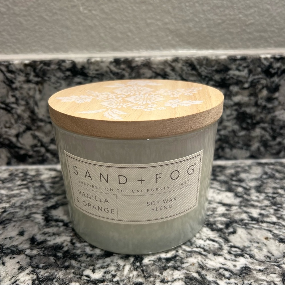 NWOT Sand + Fog 2 Wick Vanilla Orange Soy Wax Candle